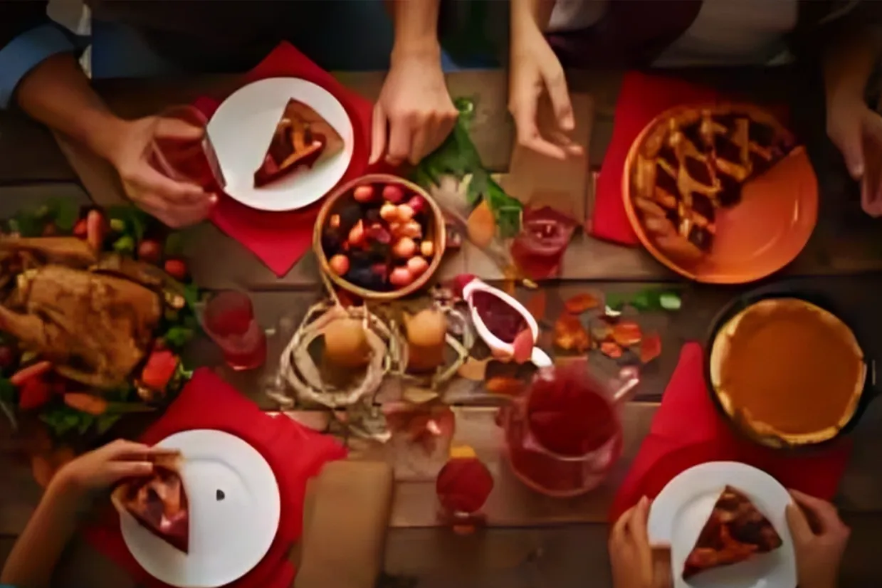 7 Practical Tips to Eat Healthier During the Holidays